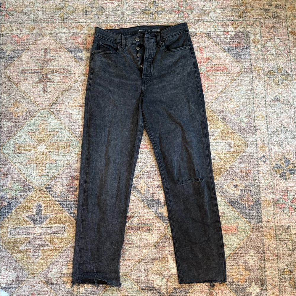 Black High-Waisted Jeans